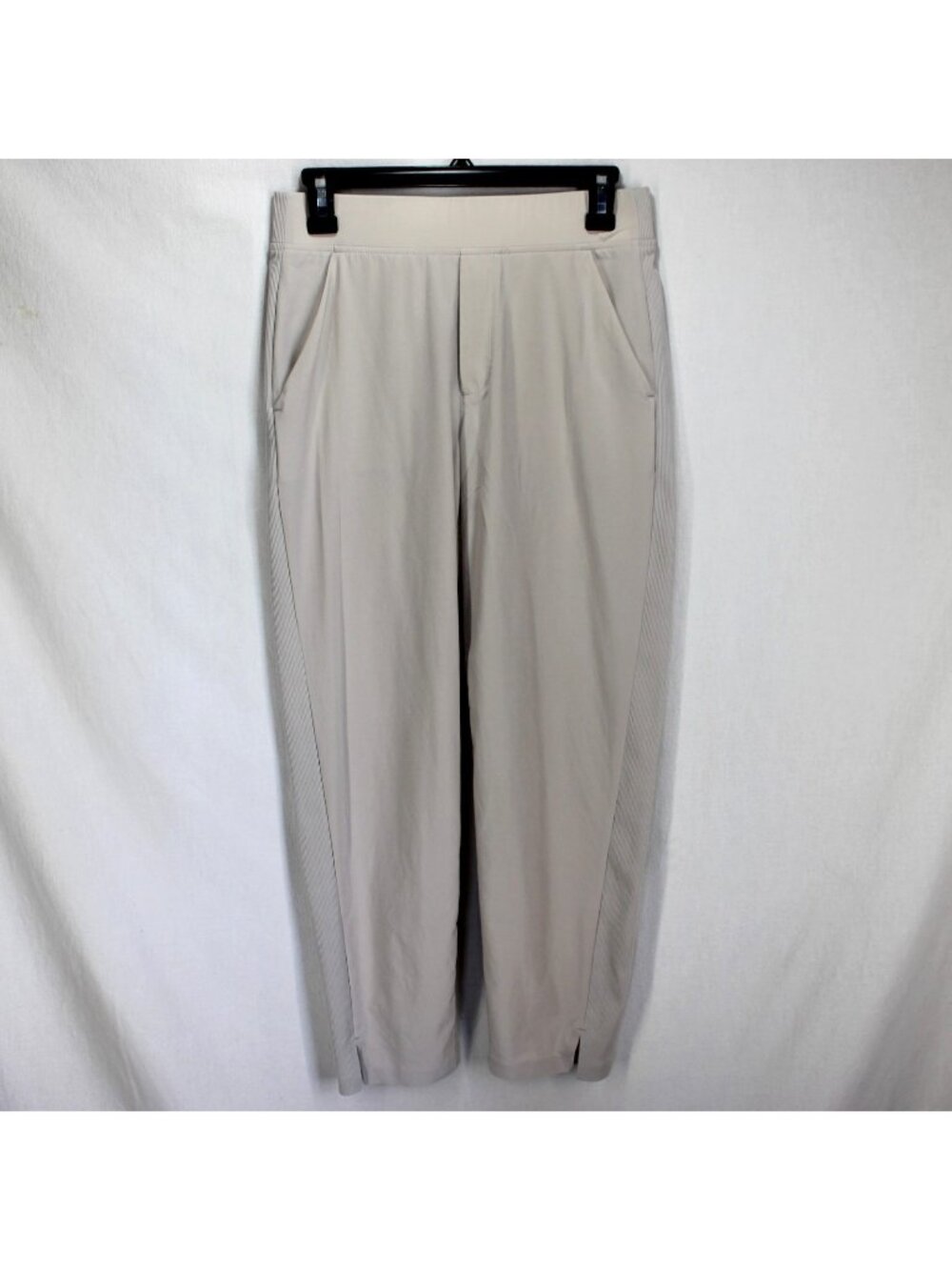Athleta Brooklyn Mid Rise Ankle Pant Womens Size 4 Tan Lightweight Stretch